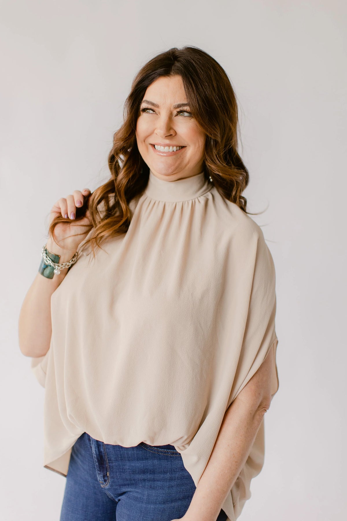 Valarie, level 6 senior stylist at Kim Harper Salon in Mason, Ohio